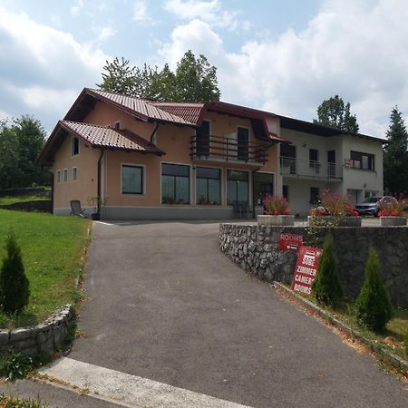 Rooms Zagon Постойна Екстериор снимка