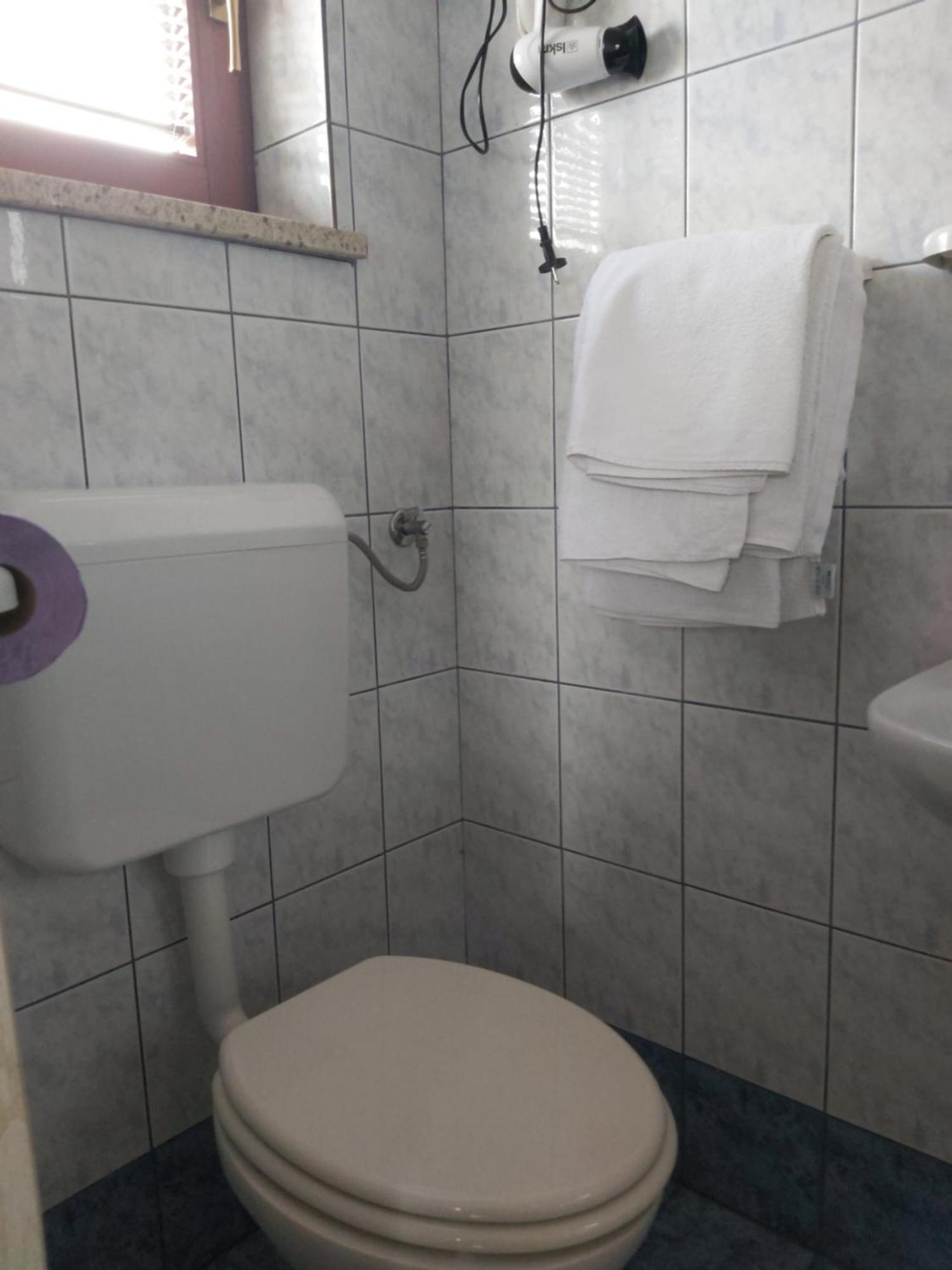 Rooms Zagon Постойна Екстериор снимка