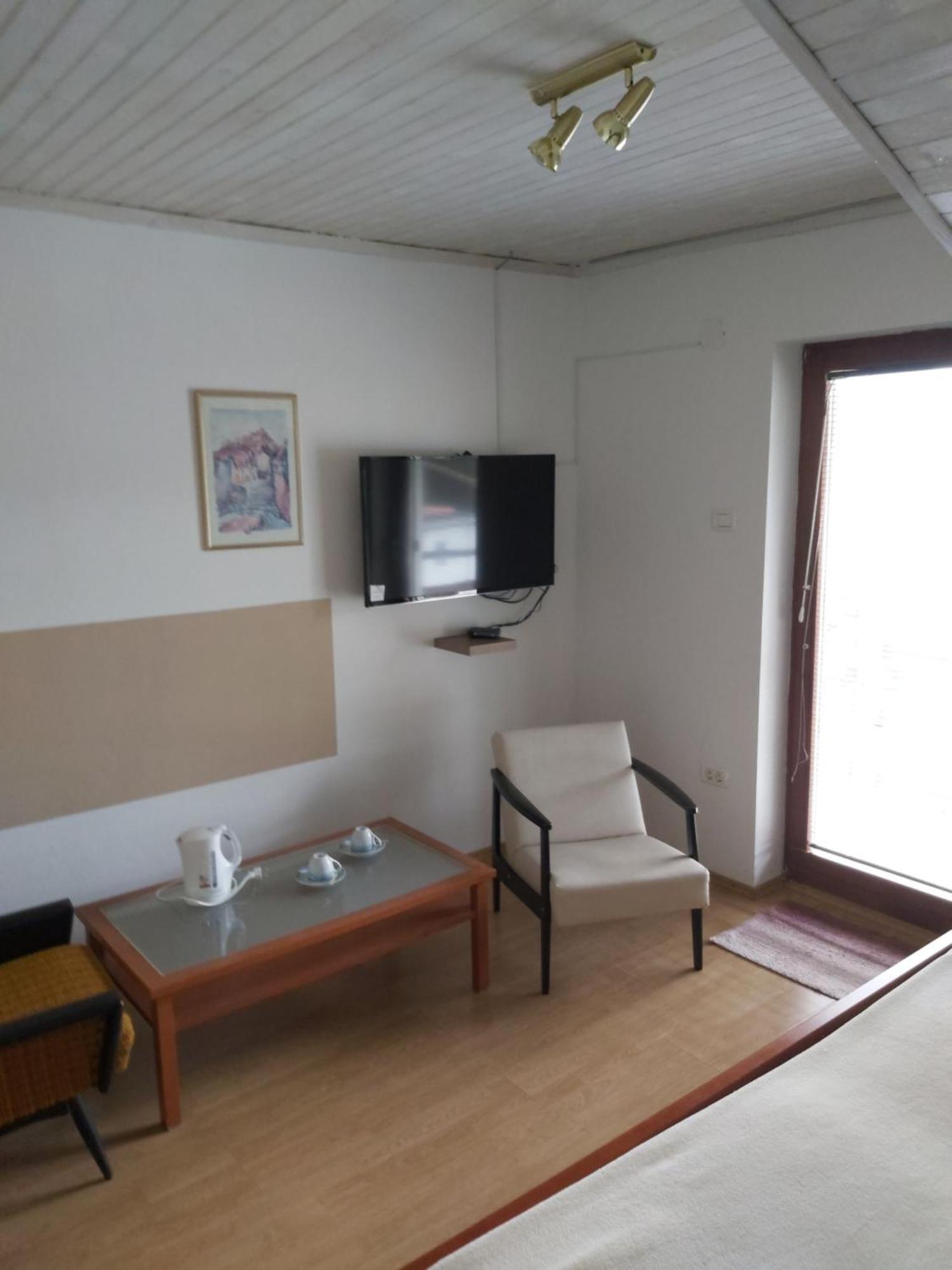 Rooms Zagon Постойна Екстериор снимка